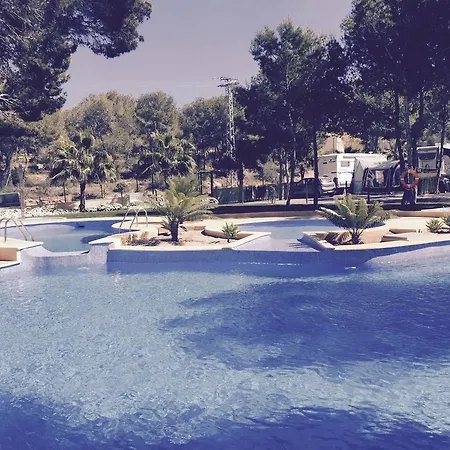 Camping La Colina *